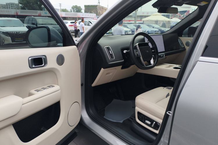 Used Li Auto L9 2022 Max model