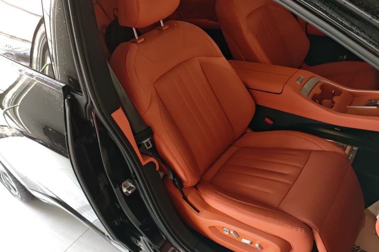 Used ONVO L60 2024 60 kWh Rear-Drive Version
