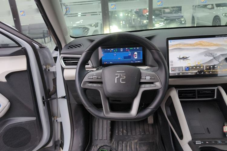 Used BYD Yuan UP 2025 Intelligent Driving Version 401 km Beyond-Range Edition