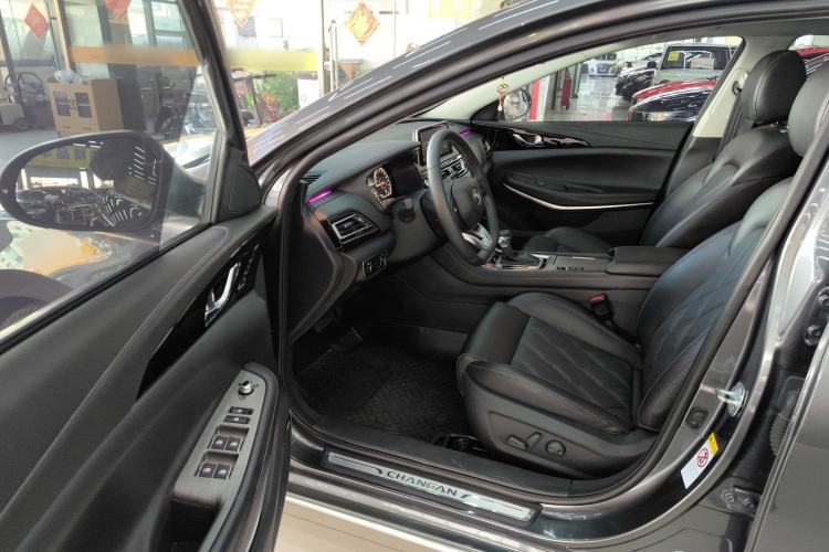 Used Changan Ruicheng CC 2022 Blue Whale Edition 1.5T DCT Prestige Model
