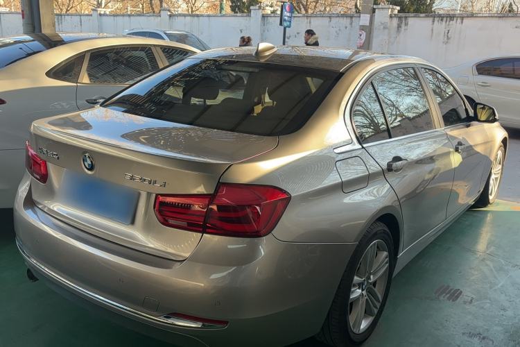 Used BMW 3 Series 2016 320Li Ambition Model

