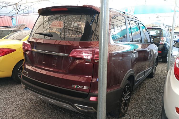 Used SWM X3 2018 1.5L Manual Fashion Model
