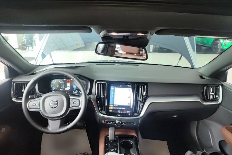 Used Volvo S60 New Energy 2022 T8 eDrive Hybrid All-Wheel Drive Smart Luxury Edition
