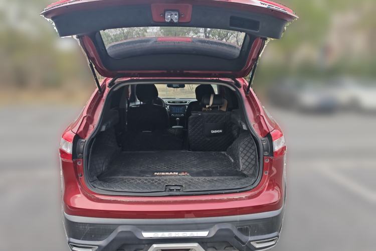 Used Nissan Qashqai 2016 2.0L CVT Luxury Edition
