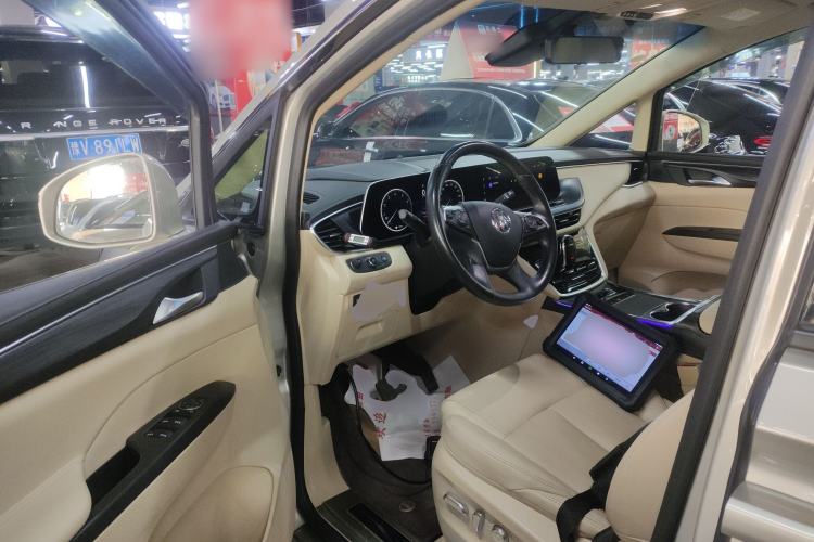 Used Buick GL8 2022 ES Landtrek 653T Luxury Edition
