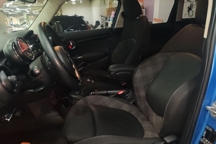 Used MINI MINI 2015 1.5T COOPER Fun Five-Door Edition
