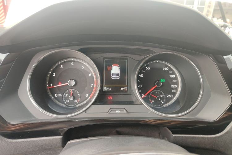 Used Volkswagen Tiguan L 2019 330TSI Automatic Two-Wheel Drive Panoramic Comfort Edition China V Standard
