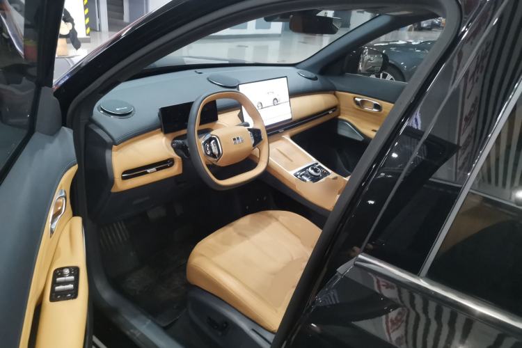 Used  Galaxy Xingjian 7 EM-i 2025 120km Exploration+ Version
