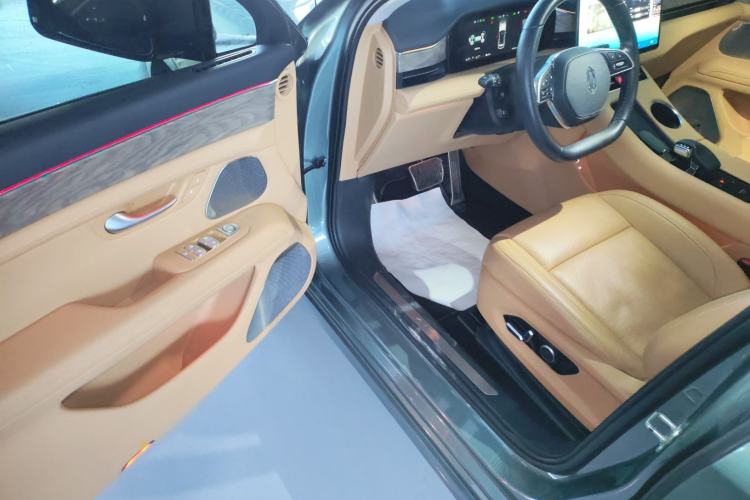 Used Hima AITO M5 2022 Range-Extended Rear-Drive Standard Version
