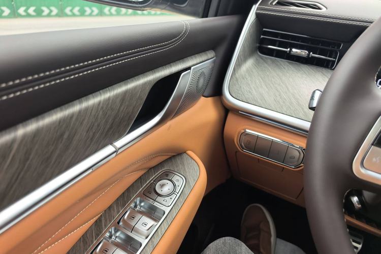 Used Tank 500 New Energy 2024 Hi4-T
