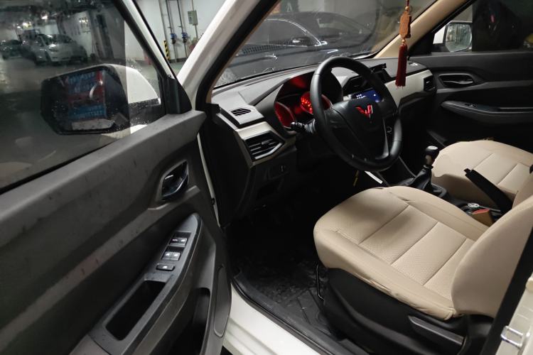 Used Wuling Hongguang 2021 1.5L Revised S Standard Version with Electric Power Steering LAR
