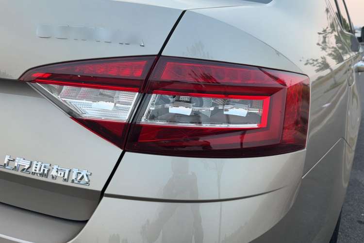 Used Skoda Octavia 2018 TSI230 DSG Luxury Edition
