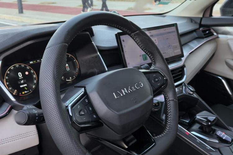 Used Lynk & Co 06 2023 Remix 1.5T Shero
