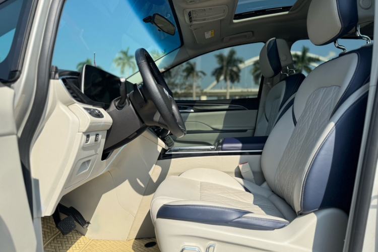 Used Buick GL8 2020 ES Land Cruiser 653T Comfort Edition
