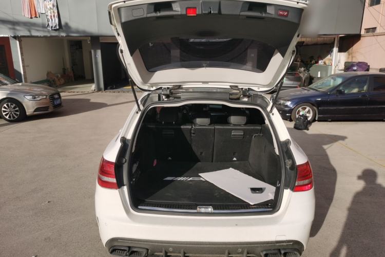 Used Mercedes-Benz C-Class 2015 C 200 station wagon
