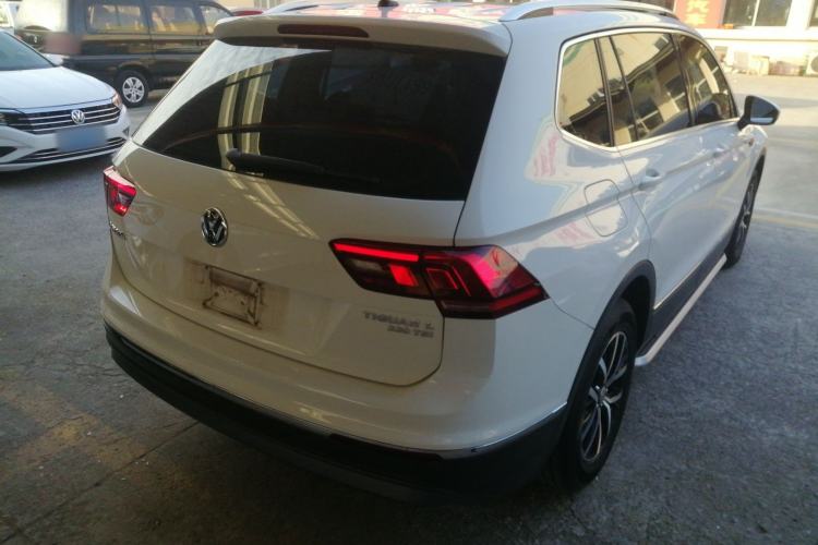 Used Volkswagen Tiguan L 2017 330TSI Automatic Two-Wheel Drive Luxury Edition
