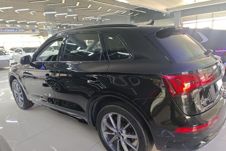 Used Audi Q5L 2022 40T Fashionable and Dynamic Model
