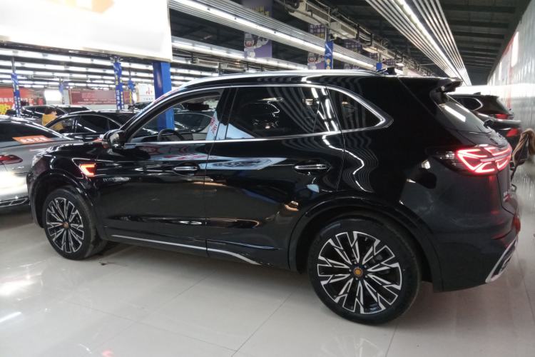 Used Hongqi HS5 2023 2.0T Four-Wheel Drive Flagship Pro Edition
