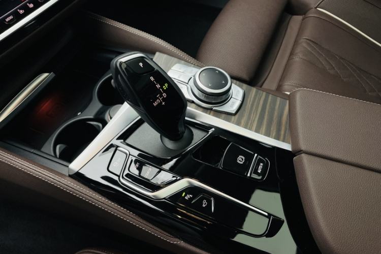 Used BMW 5 Series 2022 Second Facelift 530Li Luxury Edition Premium Package