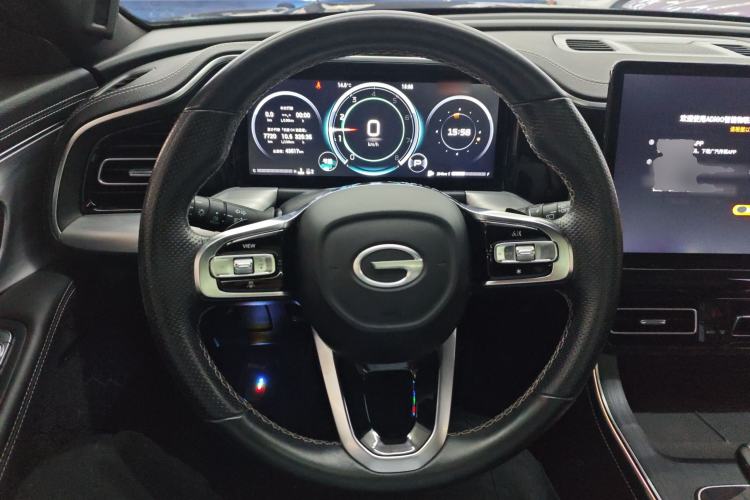 Used GAC Trumpchi GS8 2022 Linghang Series 2.0 TGDI Two-Wheel-Drive Luxury Smart Connectivity Version (7 Seats)
