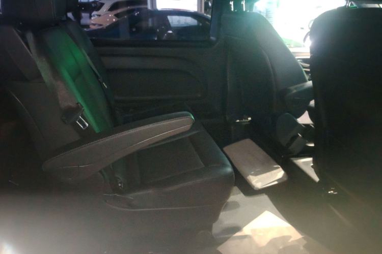 Used Mercedes-Benz Vito 2020 2.0T Elite Version 7 Seats