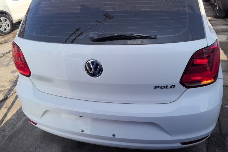 Used Volkswagen Polo 2014 1.4L Manual Fashion Edition