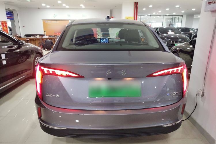 Used Hongqi E-QM5 2024 610 km PLUS
