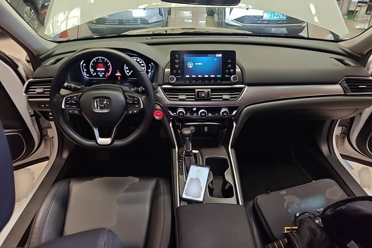 Used Honda Accord 2018 260TURBO Luxury Edition China V Emission Standard
