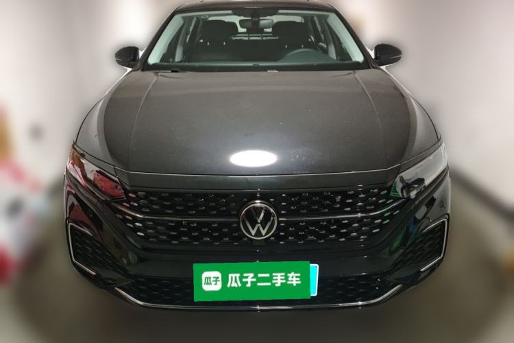 Used Volkswagen Passat 2025 Outstanding Model 380TSI Starry Dragon Edition
