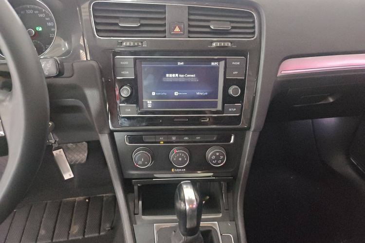 Used Volkswagen Golf 2018 1.6L Automatic Comfort Model
