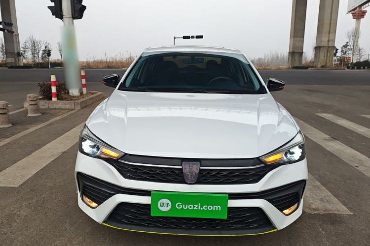 Used Roewe i5 2021 1.5L CVT Black Gold Edition