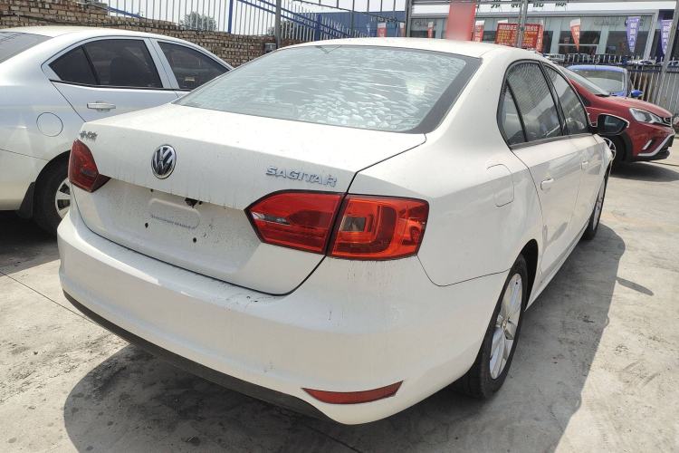 Used Volkswagen Sagitar 2012 1.6L Automatic Fashion Edition
