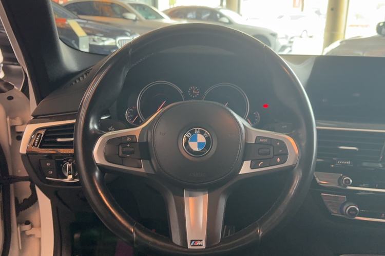 Used BMW 5 Series 2018 525Li M Sport Package
