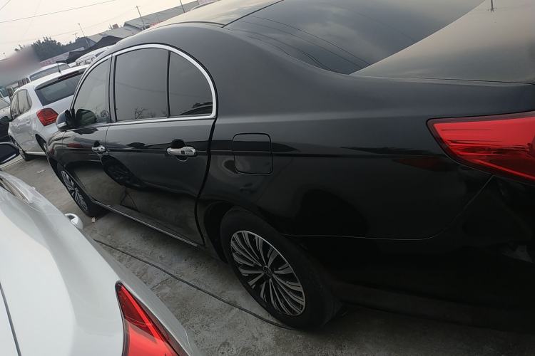 Used Hongqi H7 2018 2.0T Elite Edition
