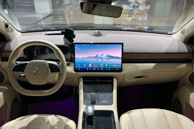 Used Hima AITO M7 2024 1.5T Intelligent Driving 4WD Max Edition 5 Seats
