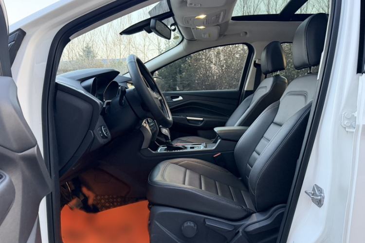 Used Ford Kuga 2019 EcoBoost 180 Two-Wheel-Drive Platinum Edition China VI Standard