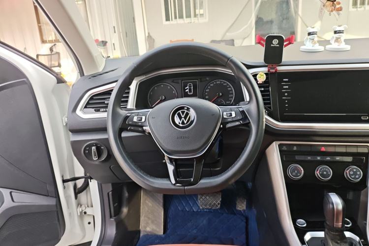 Used Volkswagen T-ROC 2022 280TSI DSG Two-Wheel Drive Elite PLUS
