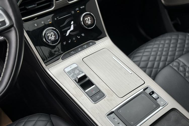 Used  Lingyun 2021 290T Two-Wheel Drive Starry Edition
