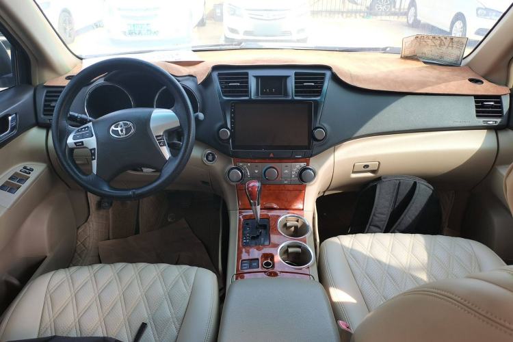 Used Toyota Highlander 2012 2.7L 2WD 5-Seater Elite Edition
