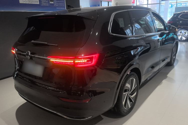 Used Volkswagen Viloran 2023 380TSI Luxury Edition