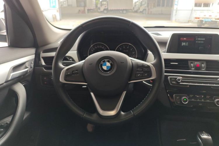 Used BMW X1 2018 sDrive20Li Leading Model
