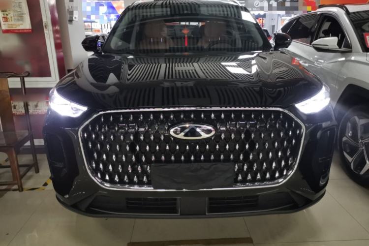 Used Chery Tiggo 8 L 2024 2.0T Two-Wheel-Drive Luxury Version 7 Seats