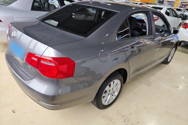 Used Volkswagen Jetta 2015 1.6L Automatic Comfort Model
