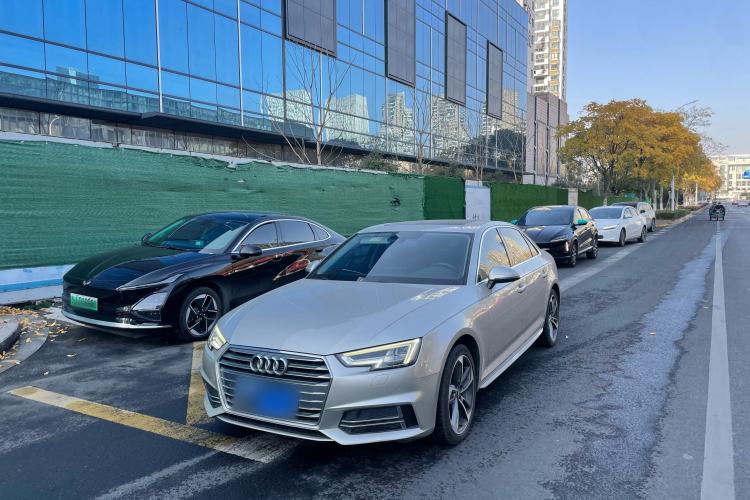 Used Audi A4L 2018 30th Anniversary Edition 40 TFSI Fashion Model