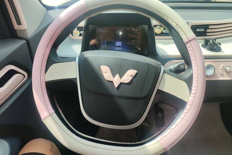 Used Wuling Hongguang MINIEV 2022 Macaron Premium Model – Lithium Iron Phosphate
