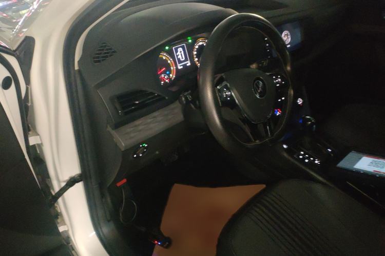 Used Volkswagen Tharu 2021 280TSI Two-Wheel Drive Trend Edition
