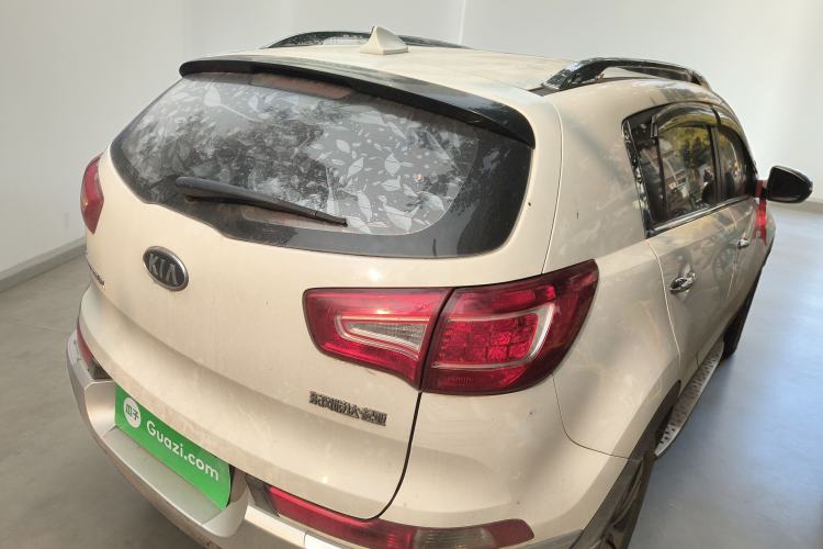 Used Kia Sportage R 2014 2.0L Manual Two-Wheel-Drive GLS