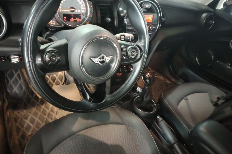 Used  MINI 2016 1.2T ONE Pioneer Edition
