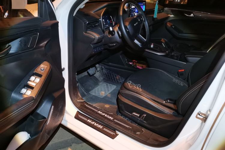 Used Haval JOLION 2021 1.5T Automatic Grand Three-Volume Version
