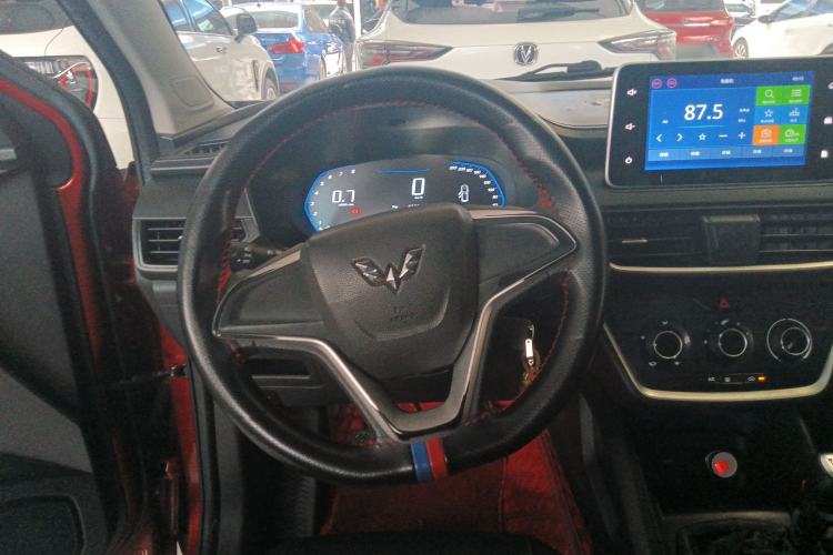 Used Wuling Hongguang S3 2019 1.5L Manual Comfort Model China VI Standard
